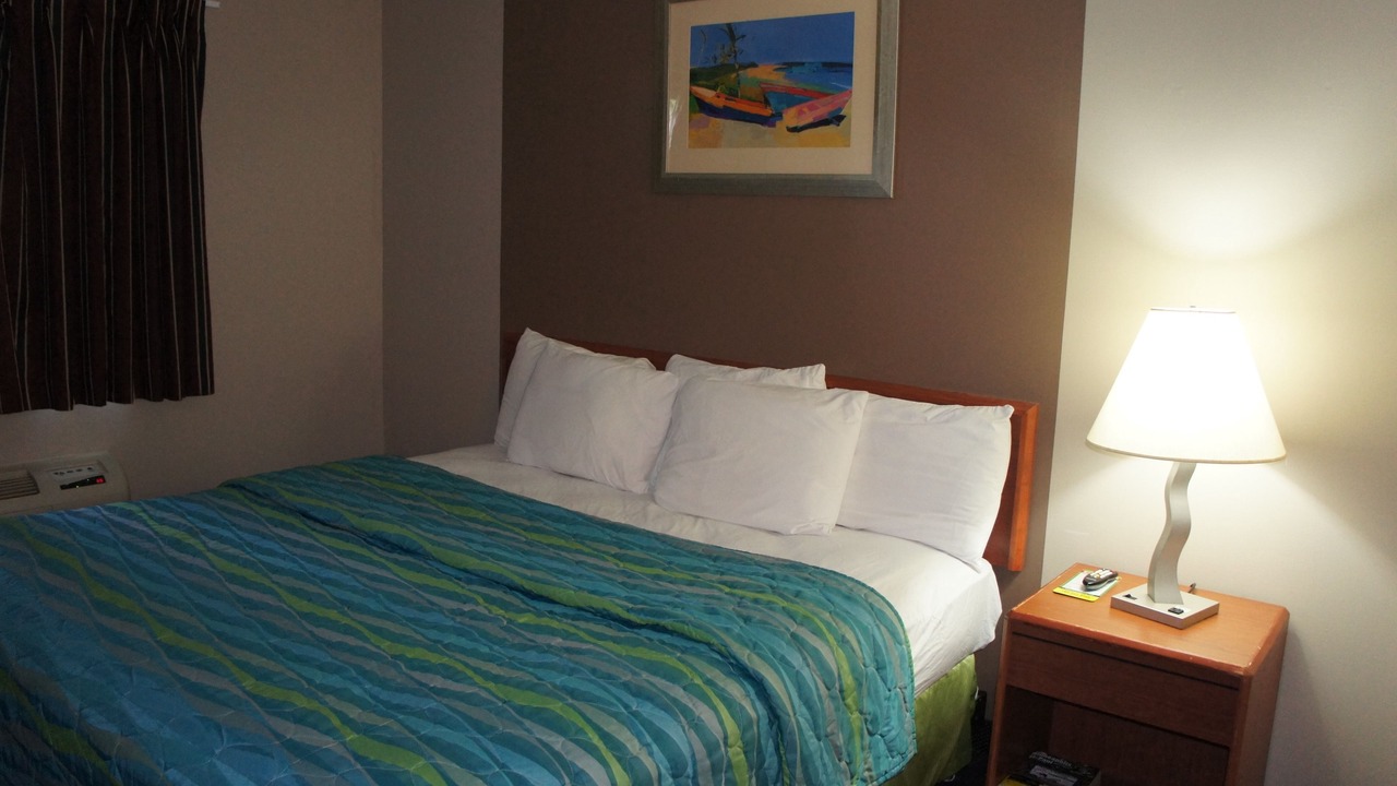 Photo of Bedroom in Maple Grove