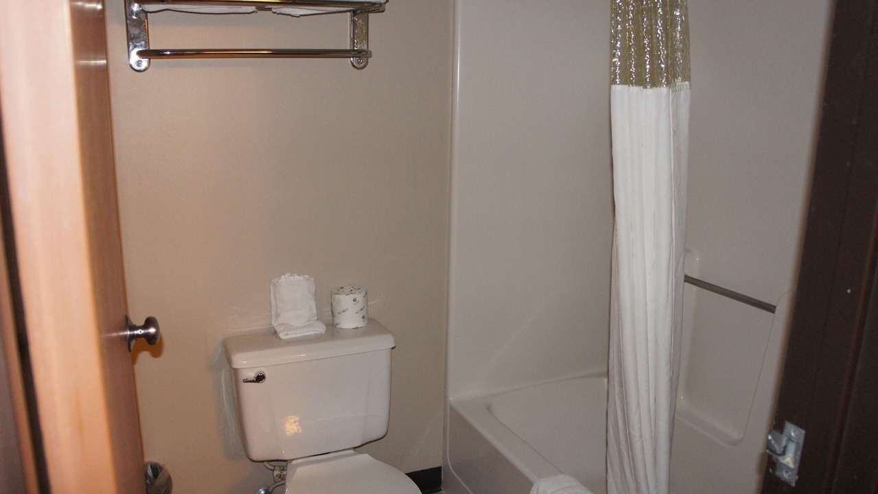 Photo of Bathroom in Maple Grove
