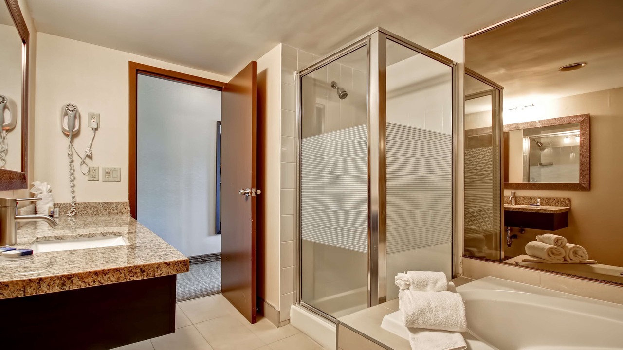 Photo of Bathroom in Simcoe
