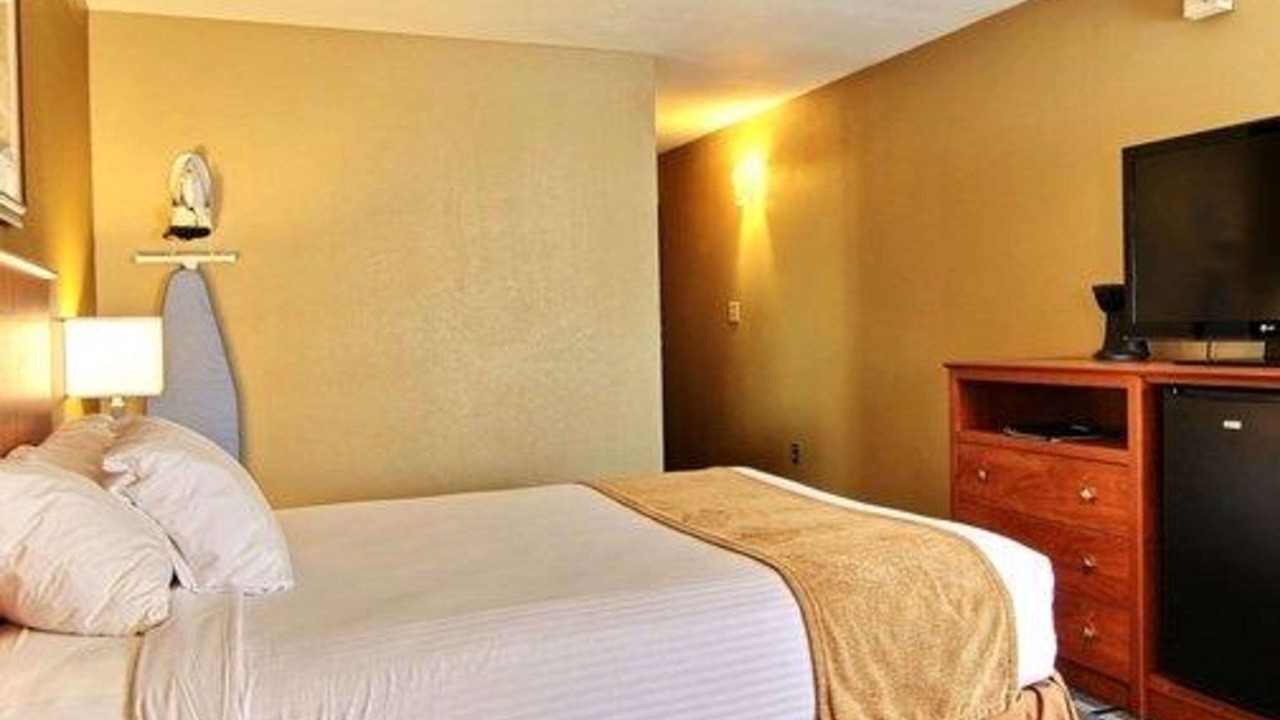 Photo of Bedroom in Thief River Falls