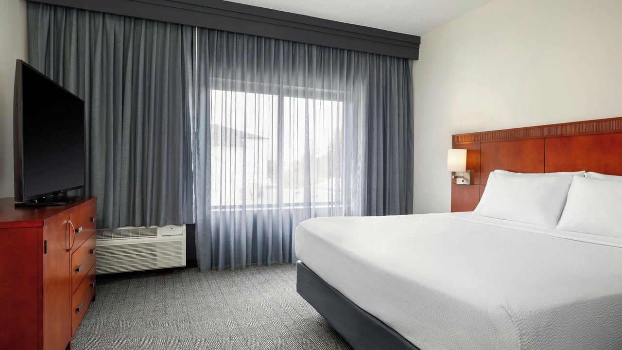 Photo of Bedroom in Mendota Heights