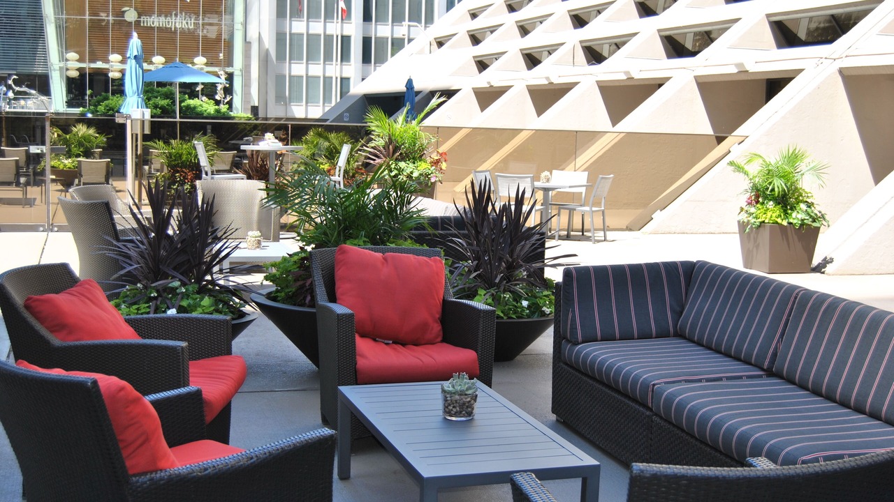 Photo of Patio Balcony in Financial District