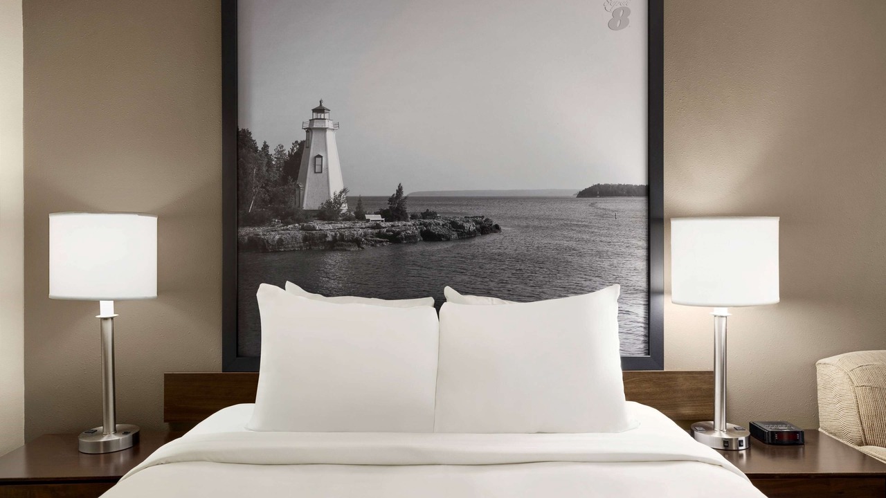 Photo of Bedroom in Sarnia