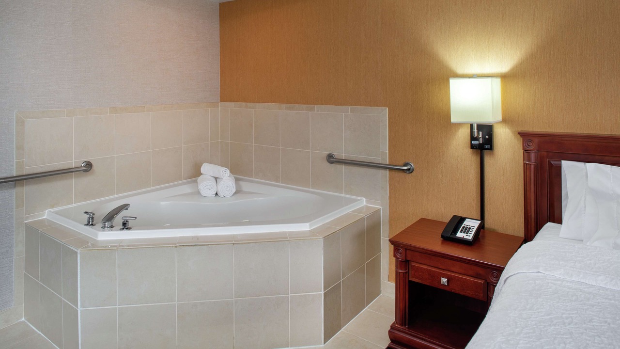 Photo of Bathroom in Northeast Mississauga