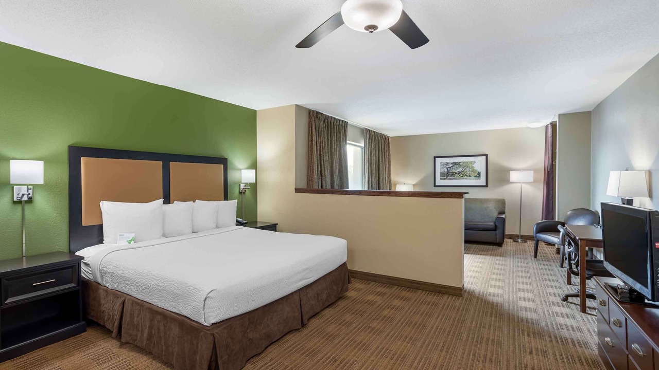 Photo of Bedroom in Maple Grove