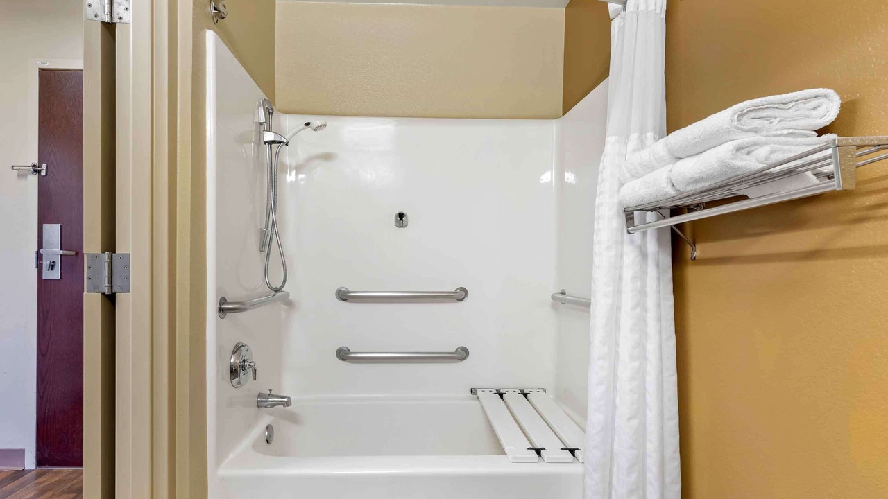 Photo of Bathroom in Maple Grove