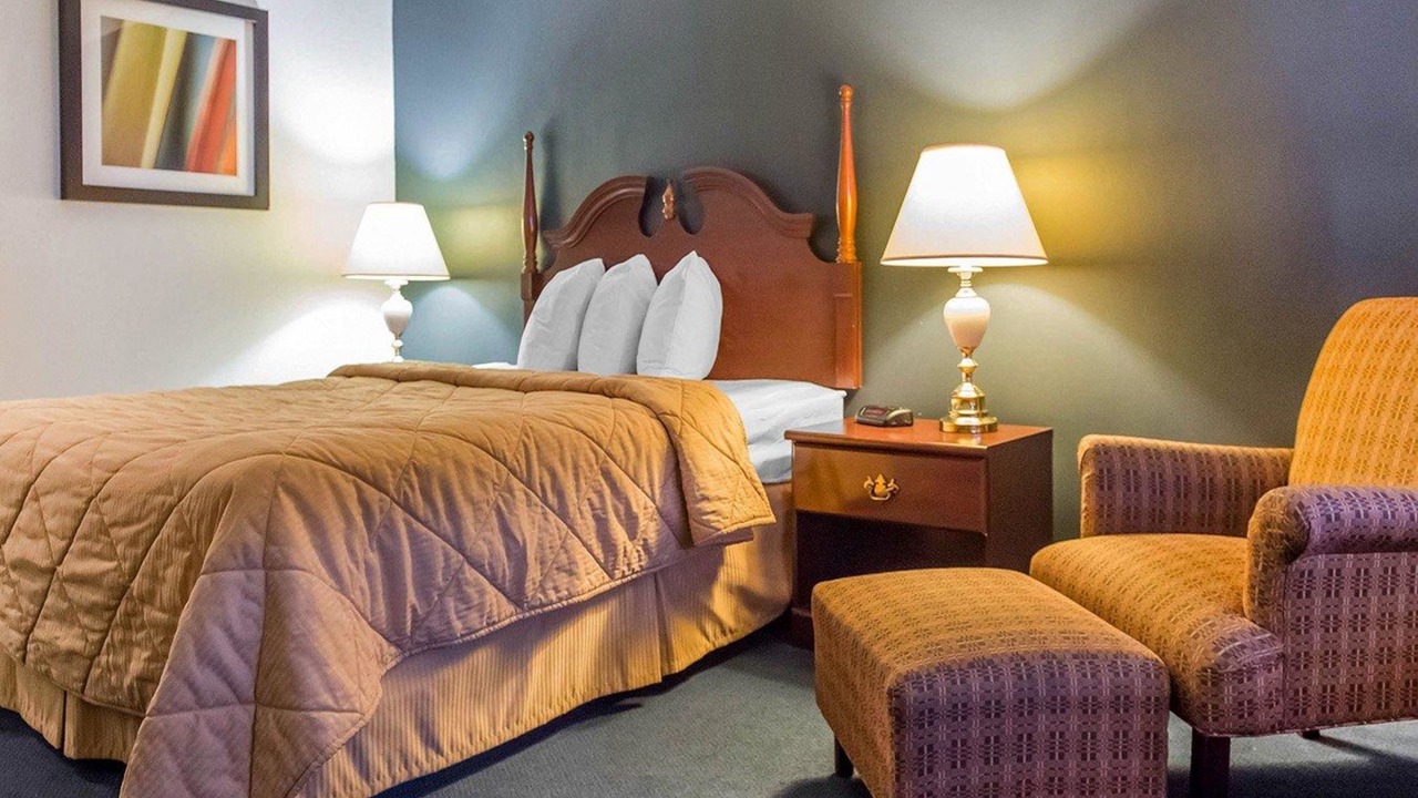 Photo of Bedroom in Smiths Falls