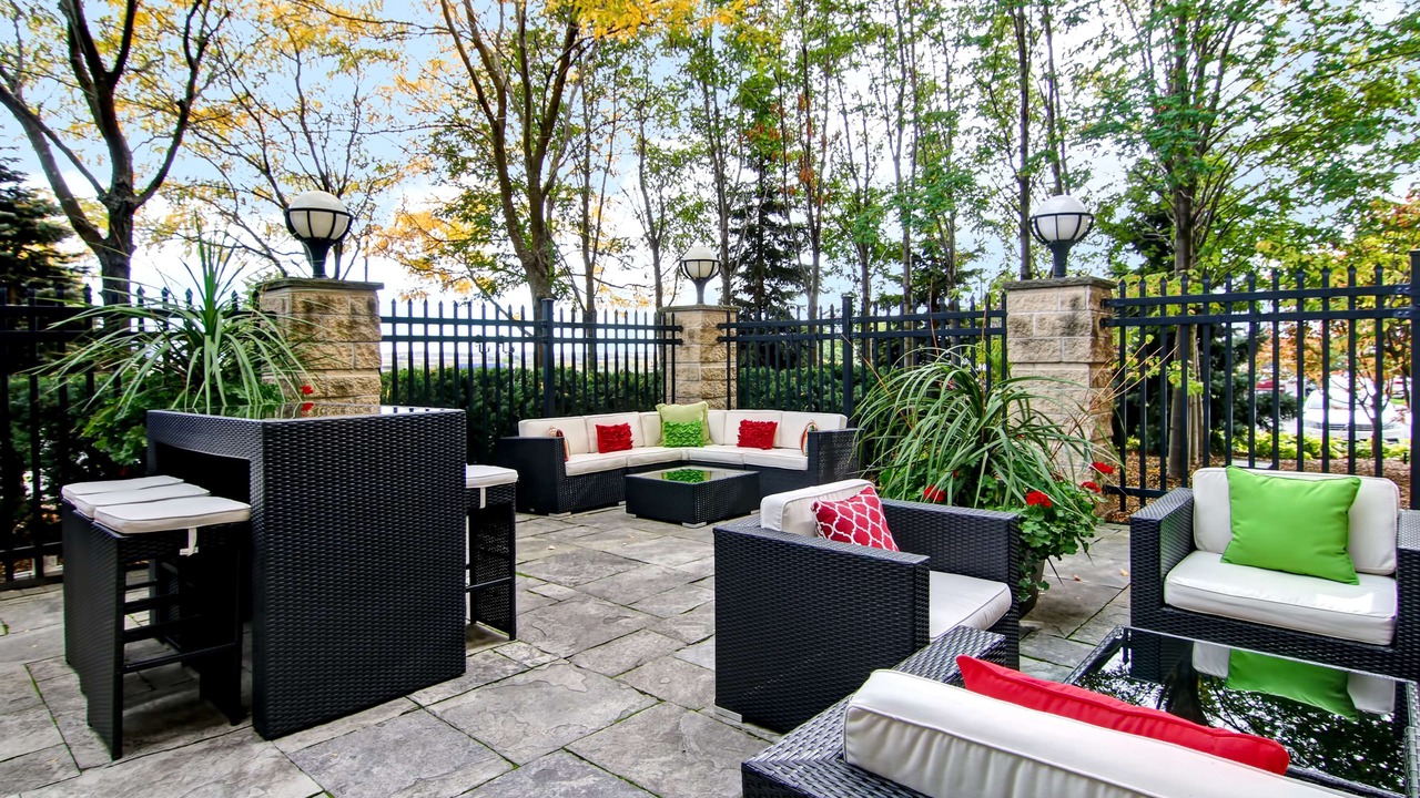 Photo of Outdoor in Thornhill