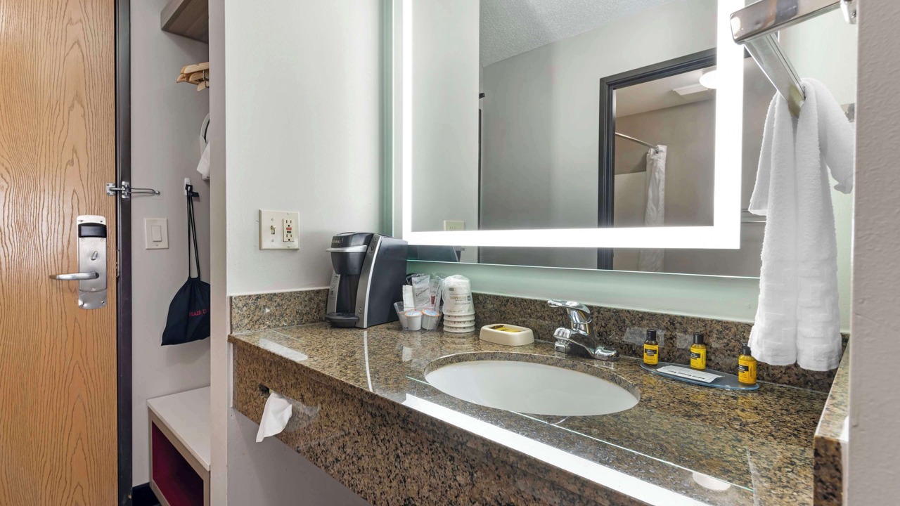Photo of Bathroom in Albert Lea