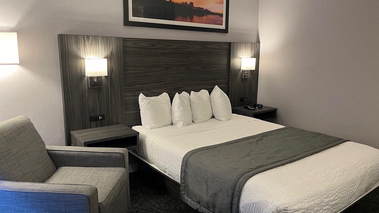 Photo of Bedroom in Industrial Park