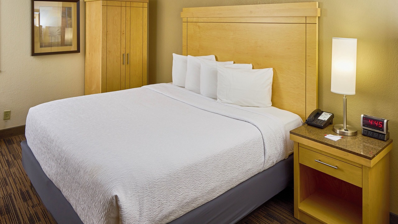 Photo of Bedroom in Burnsville