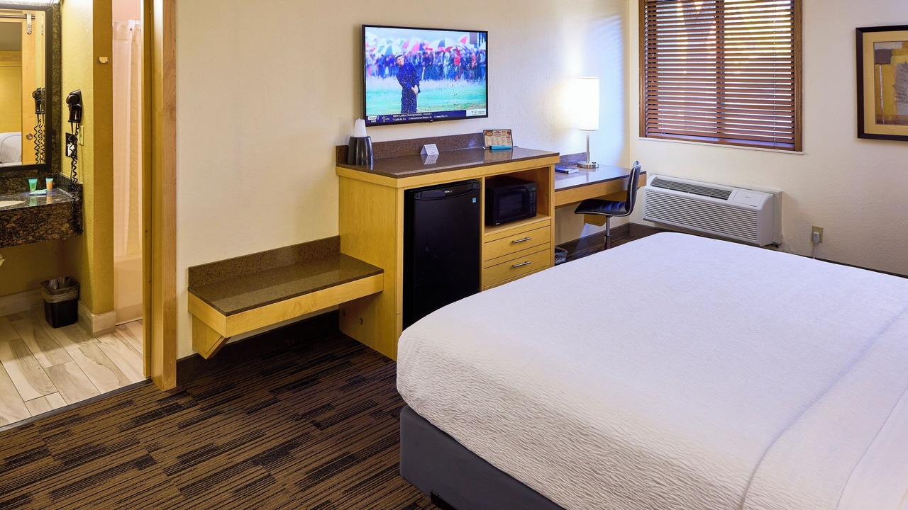 Photo of Bedroom in Burnsville