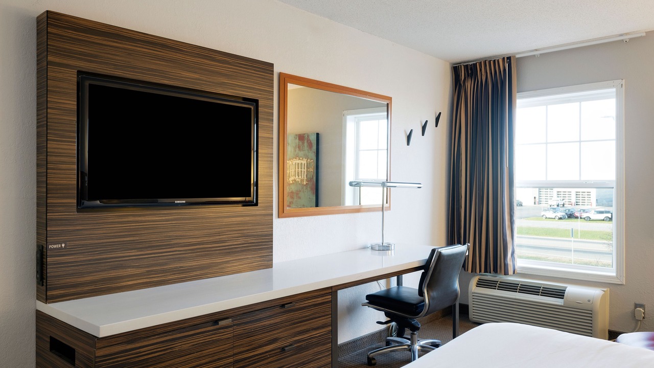 Photo of Bedroom in Redwood Falls