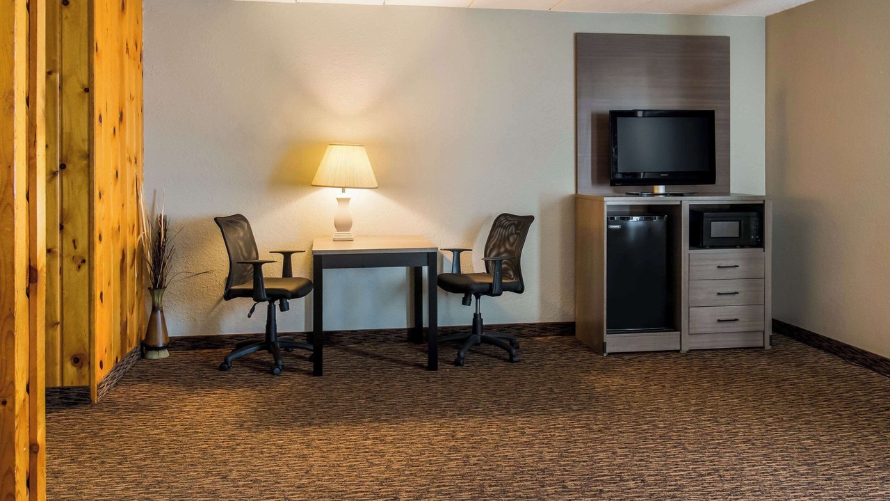 Photo of Bedroom in Hermantown
