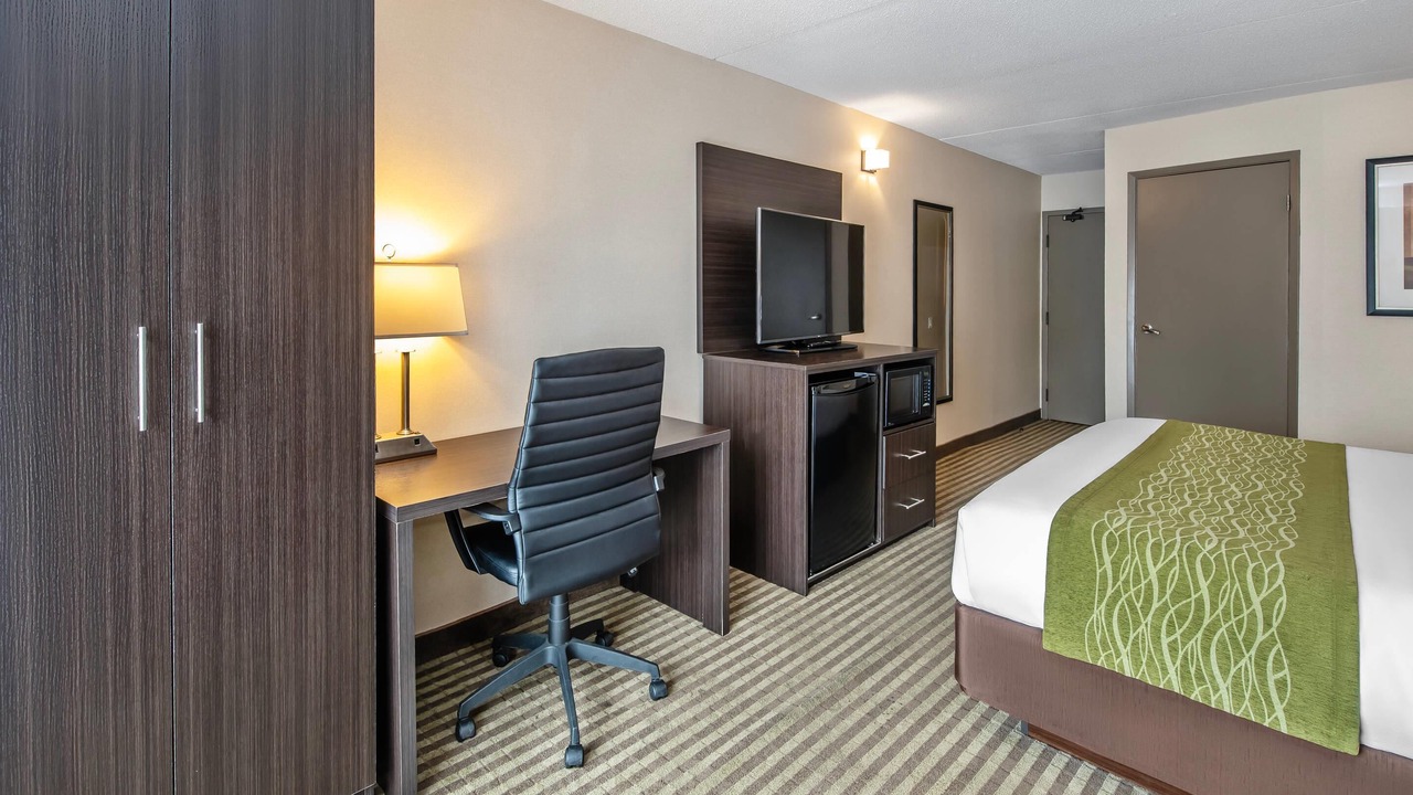 Photo of Bedroom in Chatham-Kent