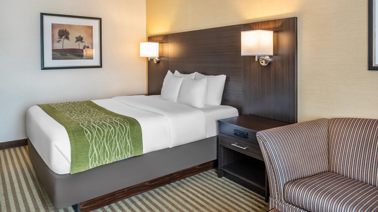 Photo of Bedroom in Chatham-Kent