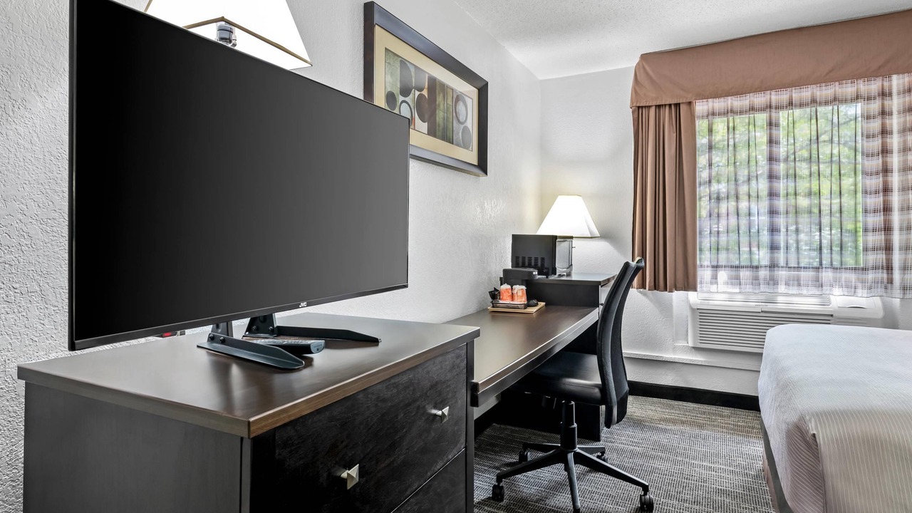 Photo of Bedroom in Savage