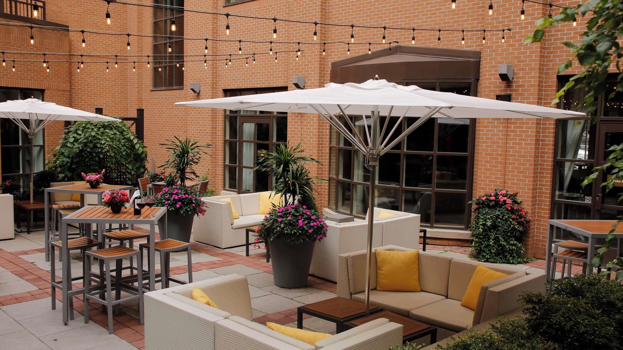 Photo of Patio Balcony in Bloor-Yorkville