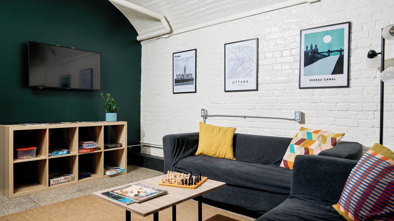 Photo of Livingroom in Downtown Ottawa