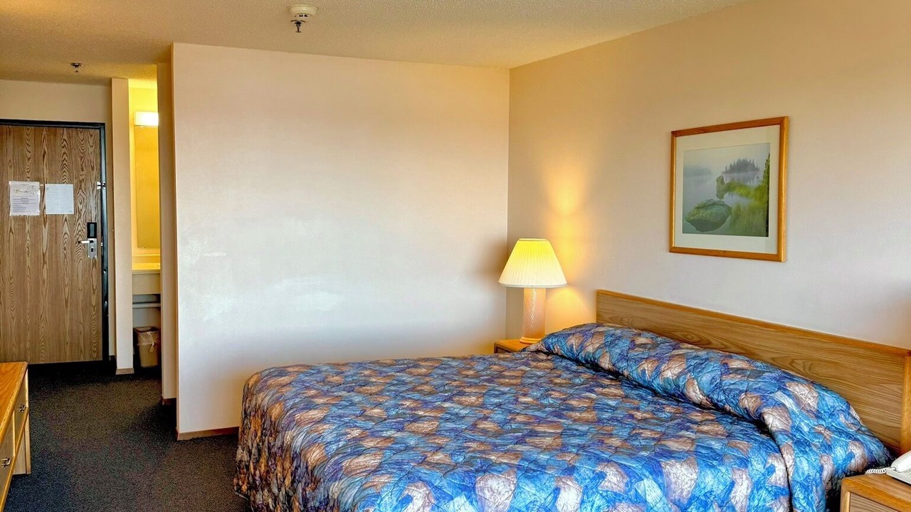 Photo of Bedroom in Grand Marais