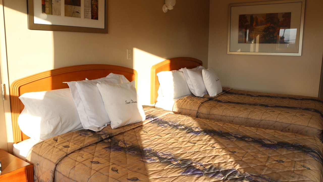 Photo of Bedroom in Port Colborne