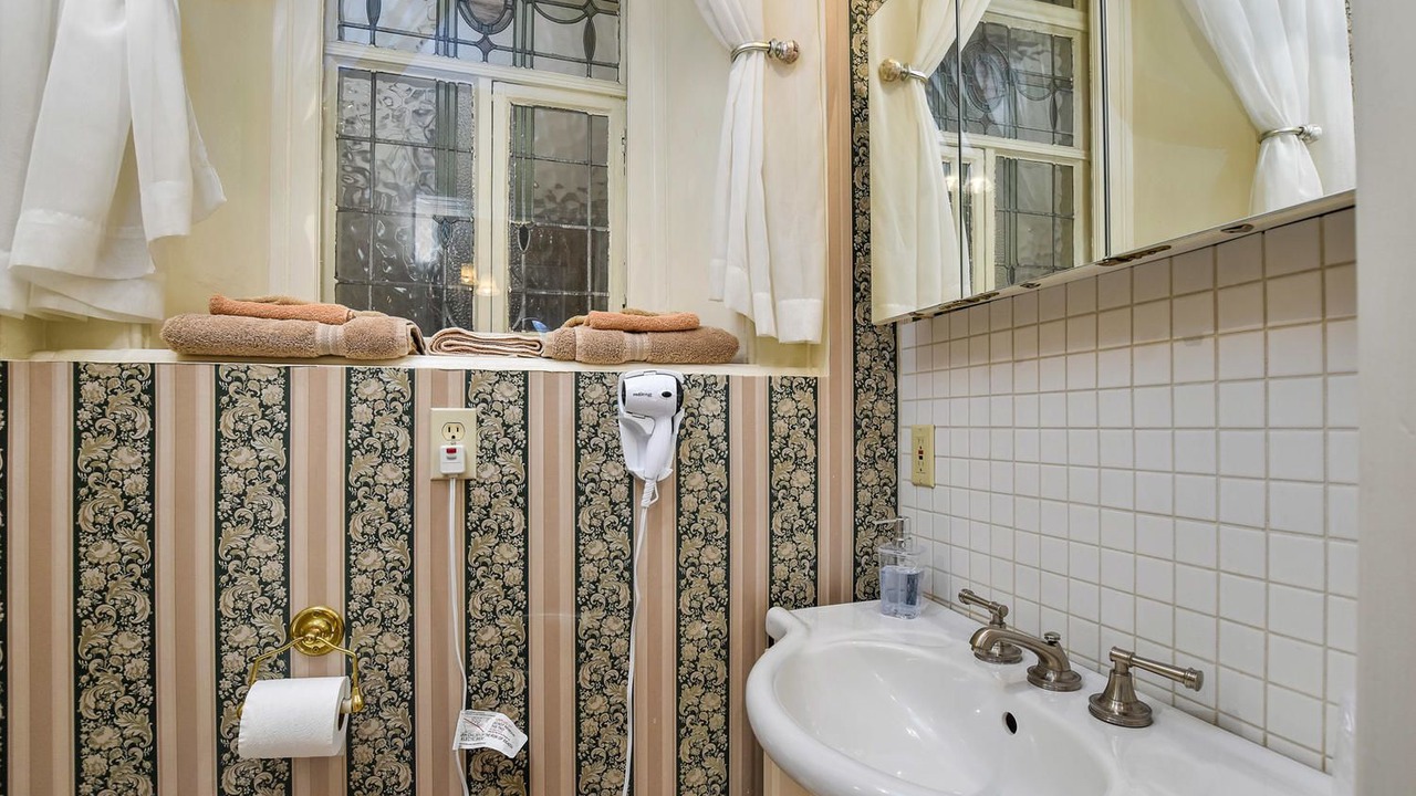 Photo of Bathroom in Brockville
