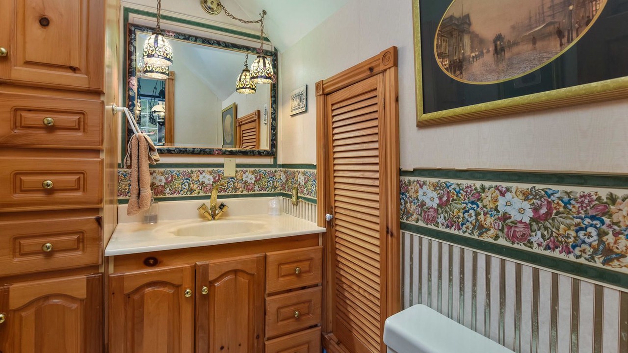 Photo of Bathroom in Brockville