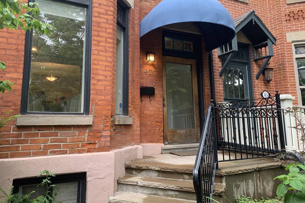 Photo of Outdoor in Midtown Toronto