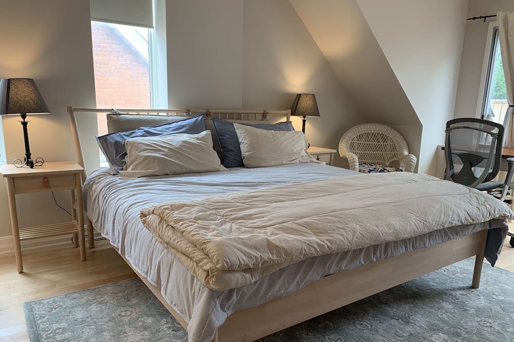 Photo of Bedroom in Midtown Toronto