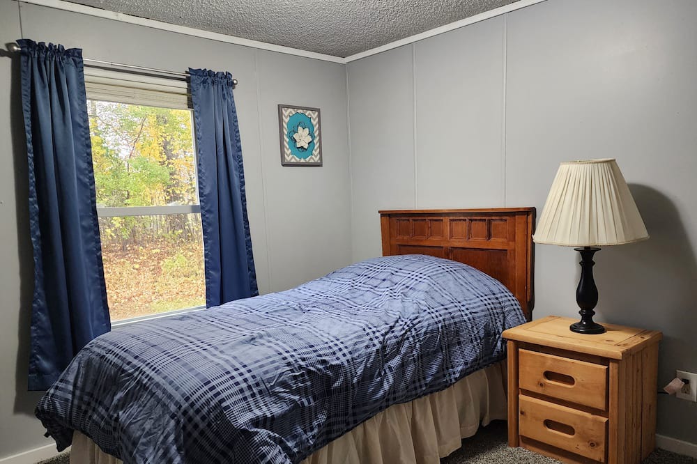 Photo of Bedroom in Hibbing