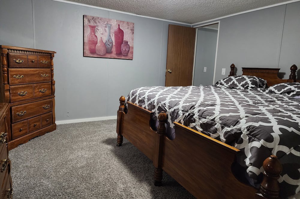Photo of Bedroom in Hibbing