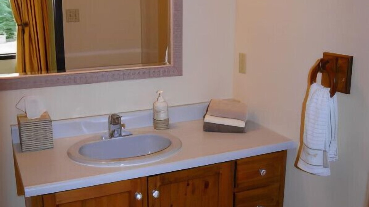 Photo of Bathroom in North Kawartha
