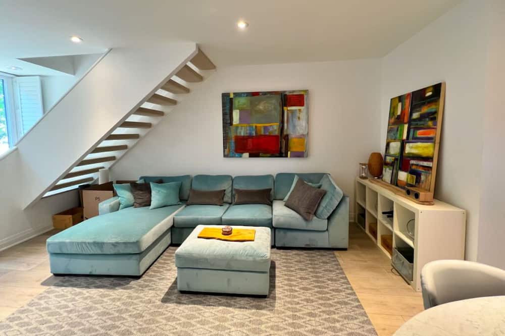 Photo of Livingroom in Riverside