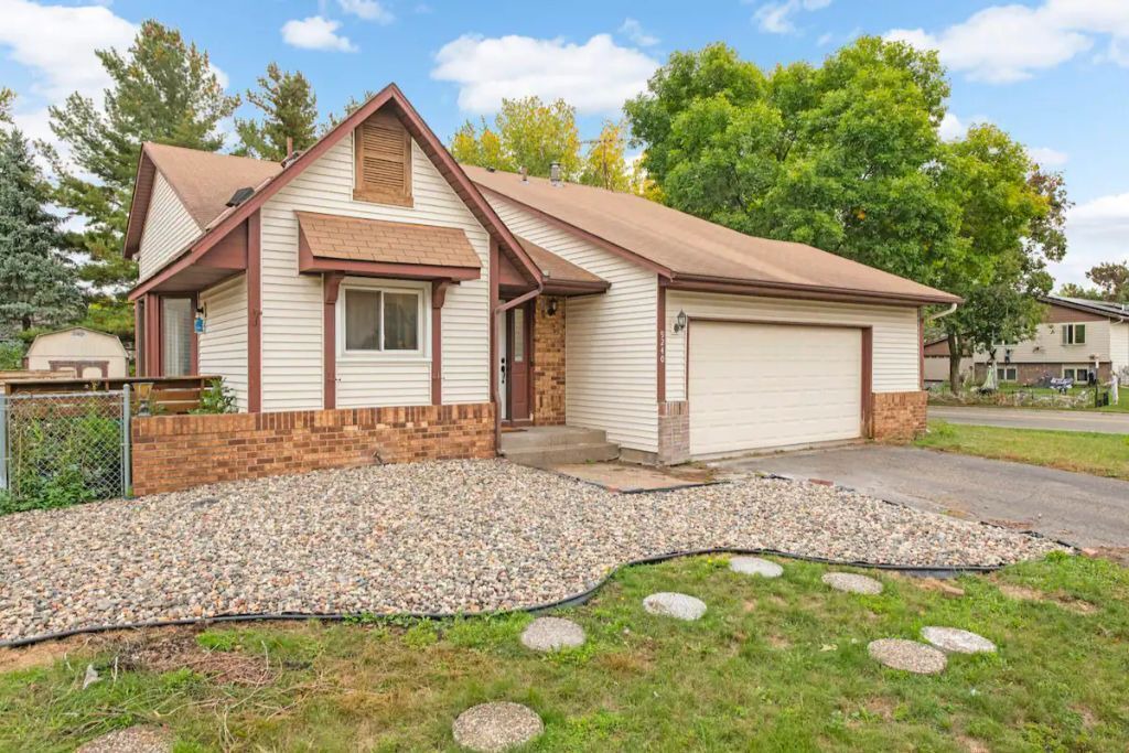 Photo of Outdoor in Cottage Grove