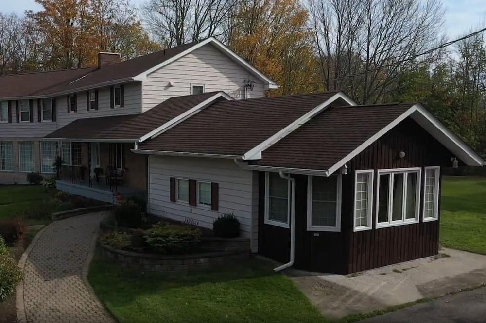 Photo of Outdoor in Lindsay