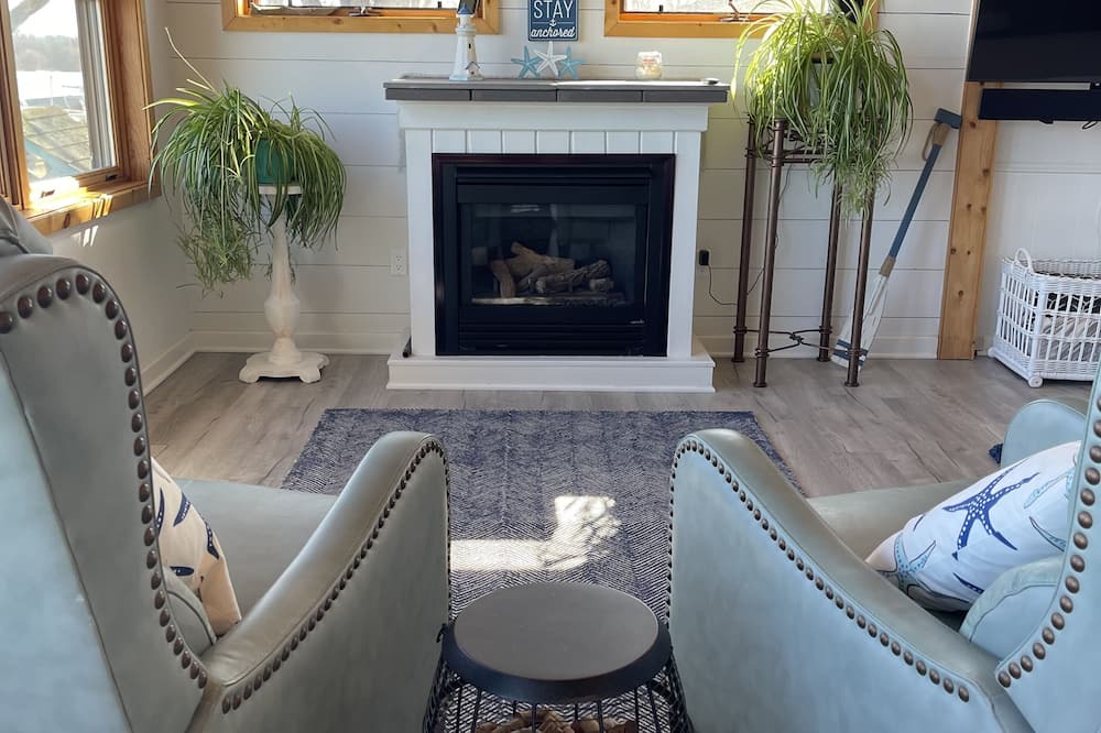Photo of Livingroom in Annandale