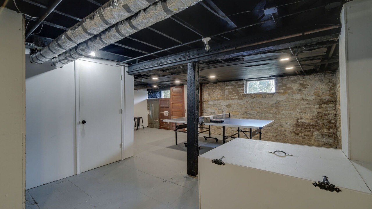 Photo of Kitchen in Summit - University