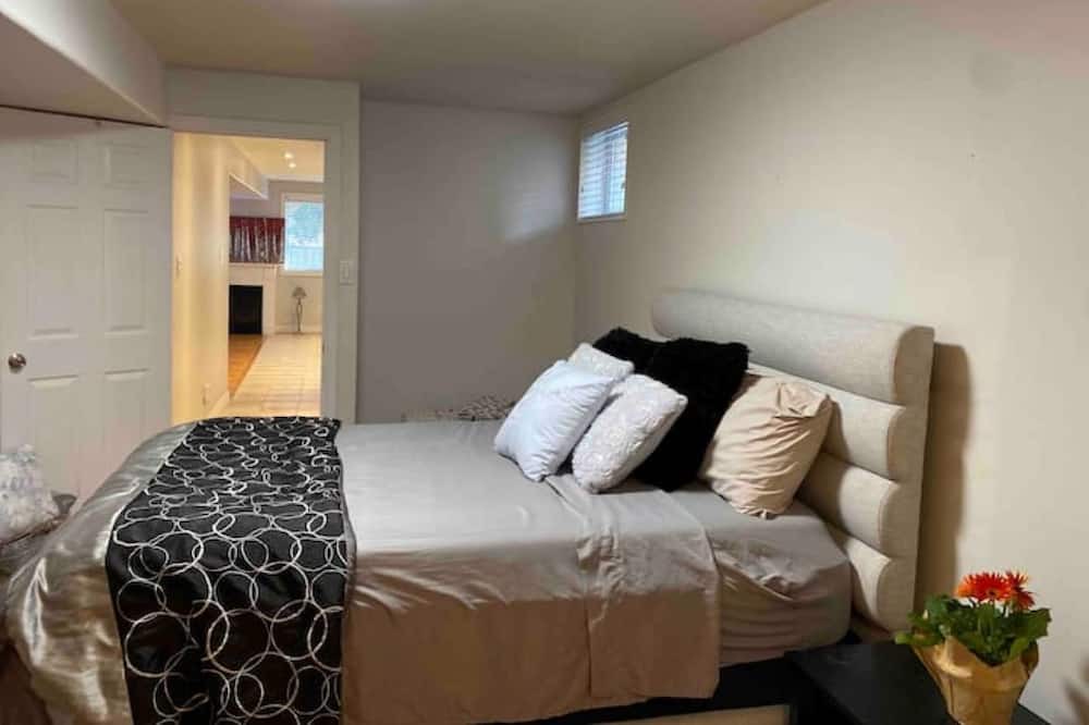 Photo of Bedroom in Courtice