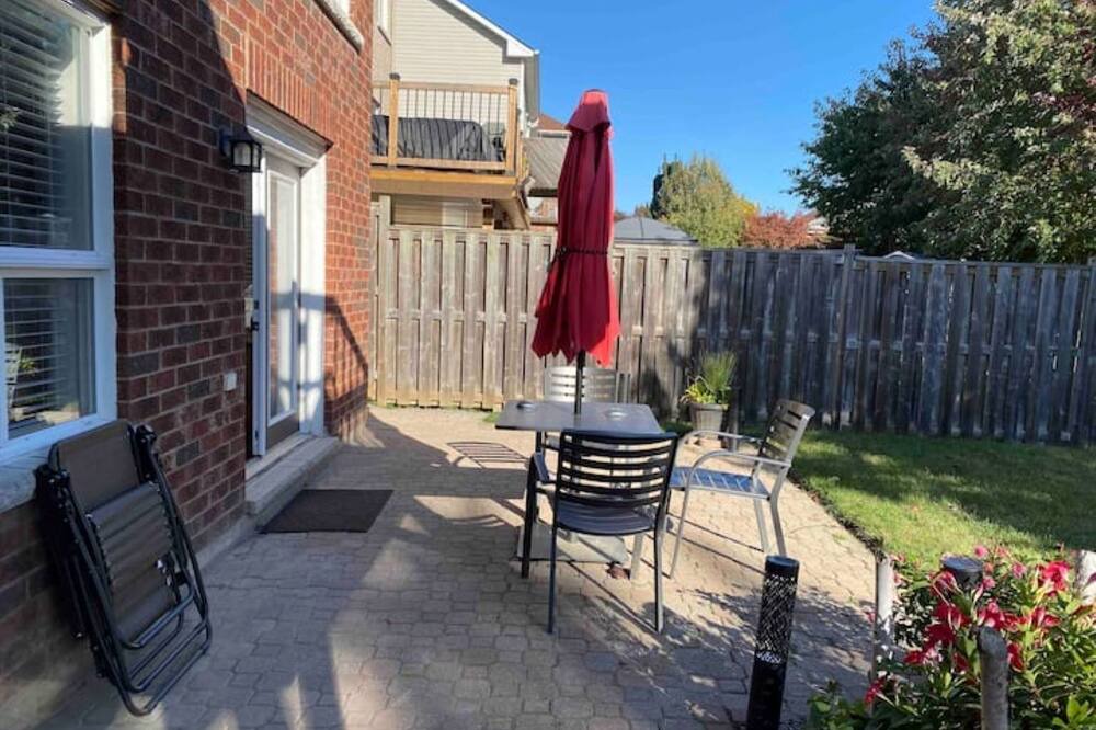 Photo of Patio Balcony in Courtice