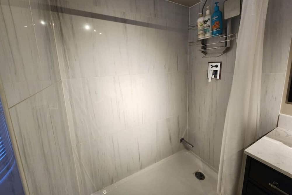 Photo of Bathroom in Plantagenet
