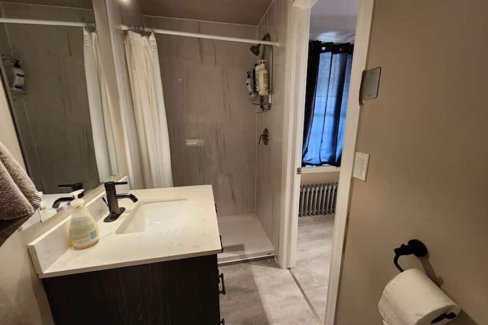 Photo of Bathroom in Plantagenet