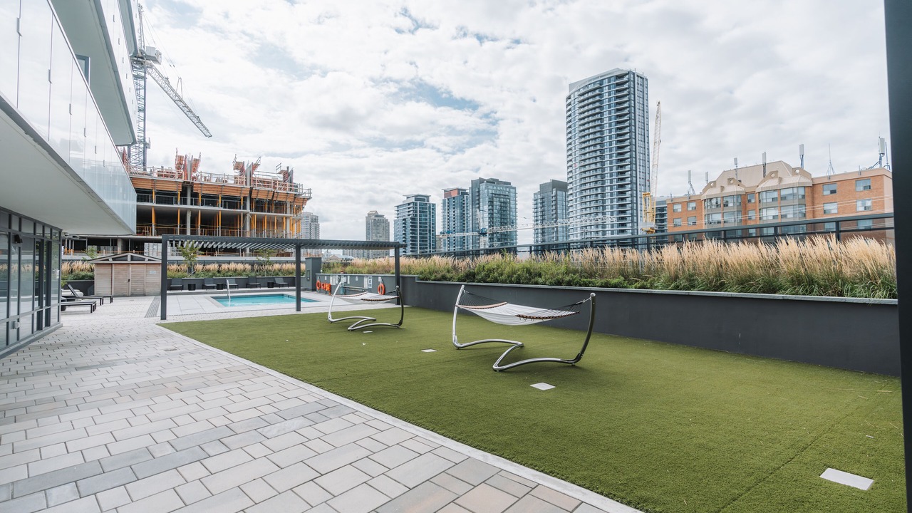 Photo of Outdoor in Hurontario
