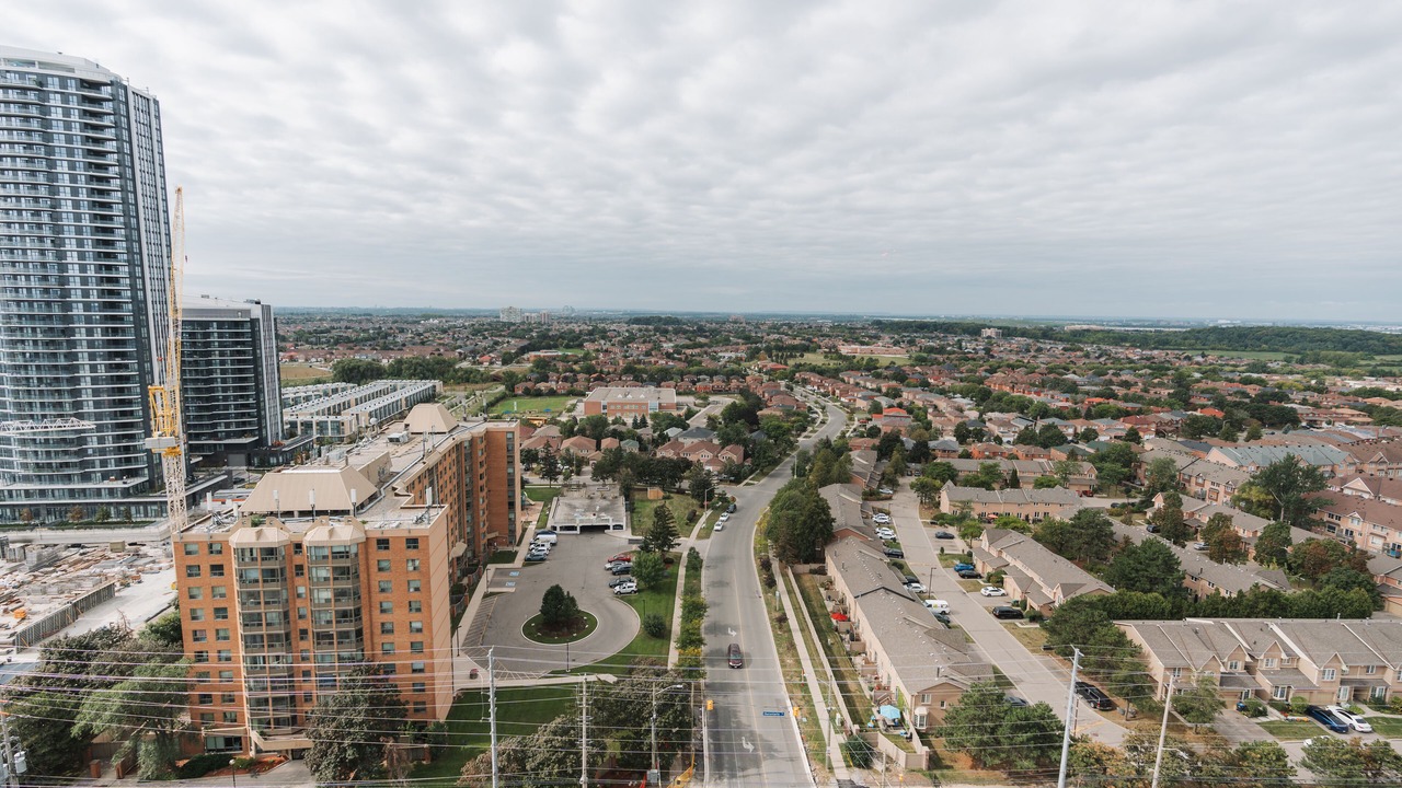 Photo of Outdoor in Hurontario