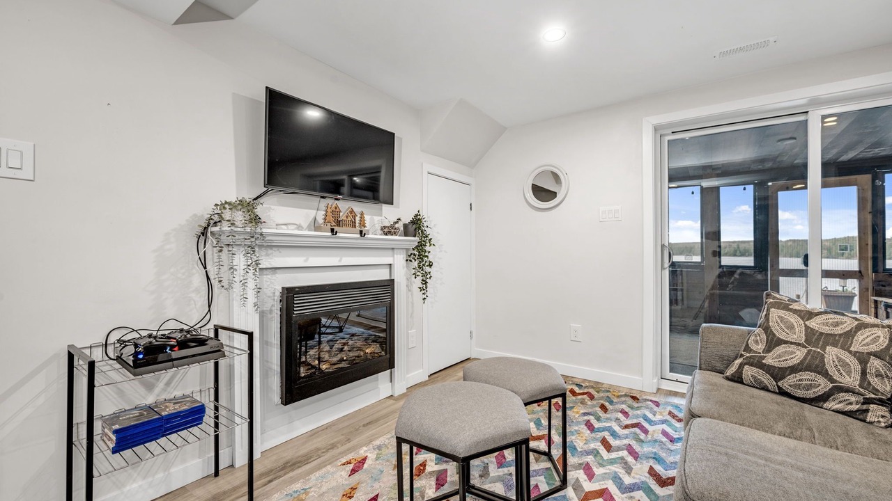 Photo of Livingroom in Lanark Highlands