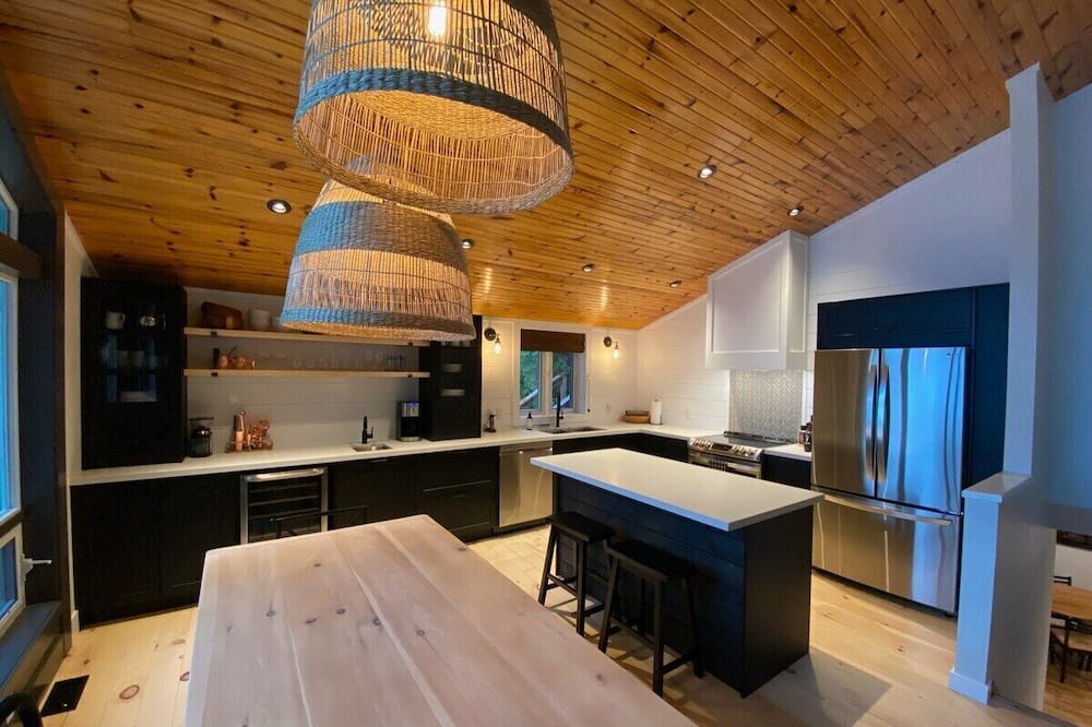 Photo of Kitchen in Dysart et al