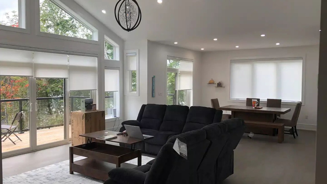 Photo of Livingroom in Perry