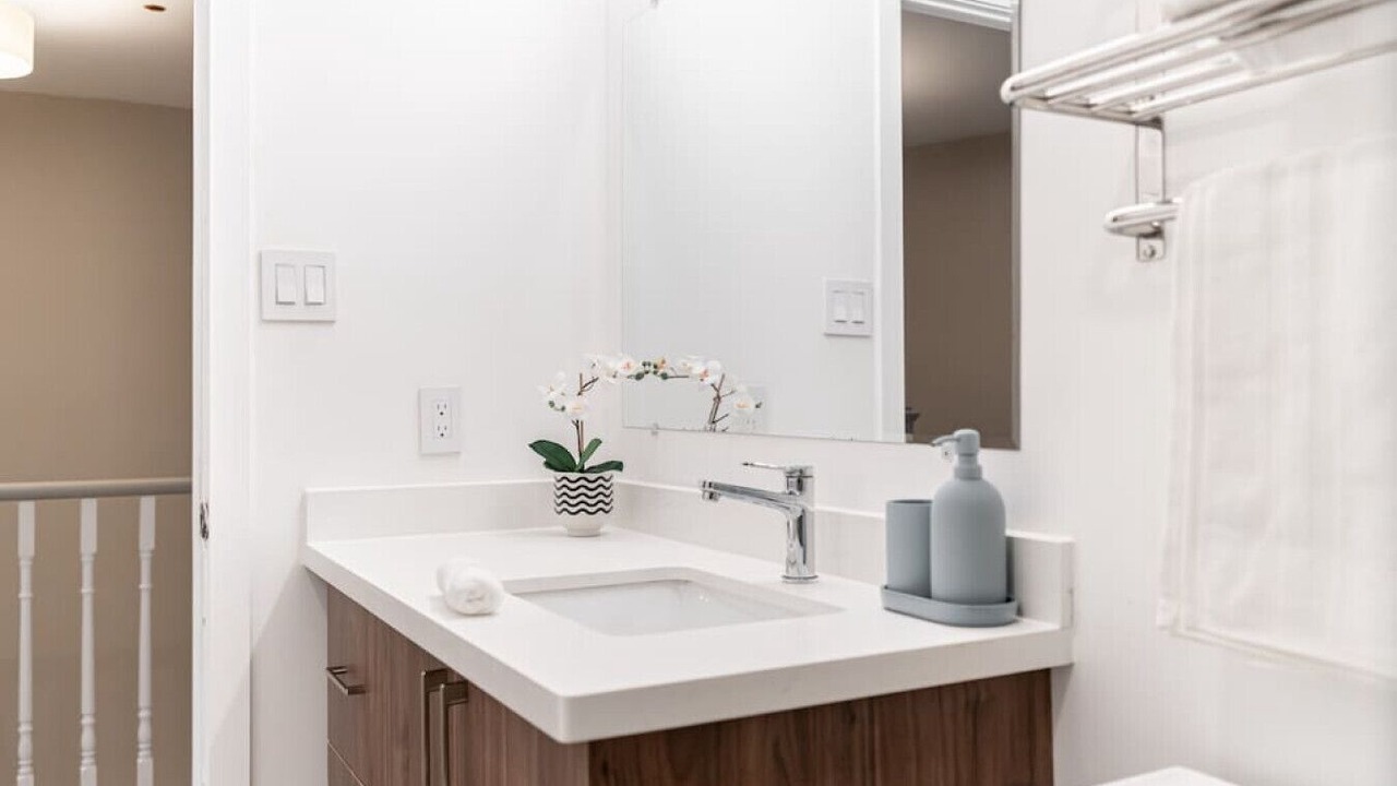 Photo of Bathroom in Erin Mills