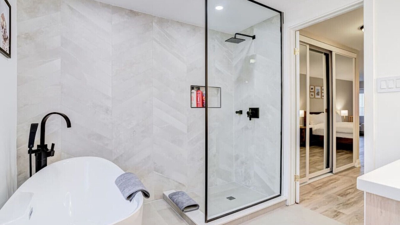 Photo of Bathroom in Erin Mills