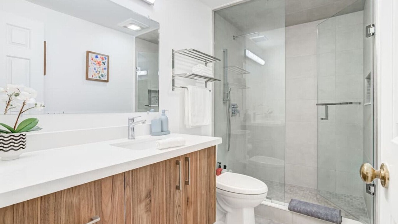 Photo of Bathroom in Erin Mills