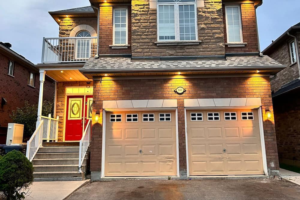 Photo of Outdoor in Meadowvale Village
